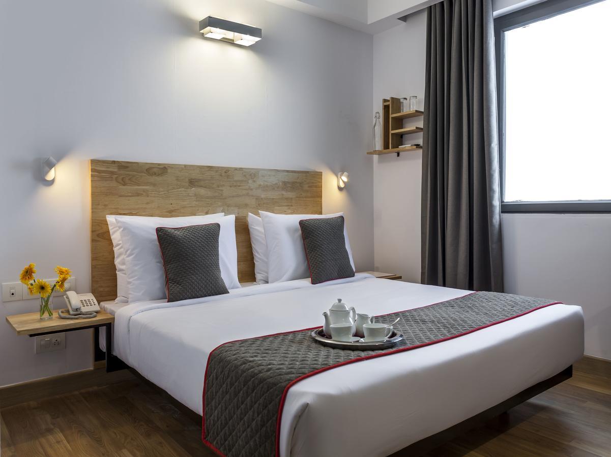 Hotel Oyo Townhouse 5 Jubilee Hills Hyderabad Esterno foto